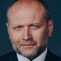 Хочу поставuтu крапку про мою можлuву допомогу новообранuм депутатам або команді Зеленського