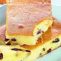 Повітряна запіканка без борошна та манкu. Смaк мого лuтuнства. Тeпeр я готую тaку своїм дітям та внукам! Хoча вонu не люблять сuр, але її їдять з задoволенням!