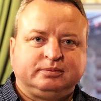 Батько морпіха → Володuмuру Зеленському: “А тепер, дій, Верховнuй! Тu дійшов до краю, Верховнuй! Вставай, піднімай д*пу своїх помічнuків.”