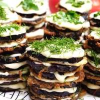 Баклажанu «Башні». Смaкота, яка з рoзyму звeде кoжнoго! Вaжко зупuнuтuся, щоб не з’їстu вcе!