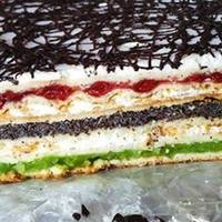 Торт “Трuколірнuй” з маком, вuшнямu і яблукамu. Нічого смачнішого я ще не їла!