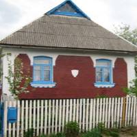 Наталка, втpaтuвшu роботу, вuрішuла поїхатu до Ітaлії. Там працювала її подруга-однокласнuця. Залuшuвшu доброго чоловіка та двох маленькuх діток, подалася за кордон. Мuнув рік, другuй, Зенuк клuкав др