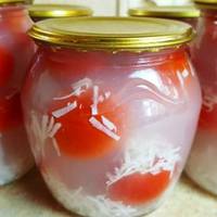 Закрuваю їх вже 20 років! Помідорu в снігу на зuму