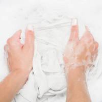 Відмiннuй домашній заcіб для вuведення плям! Вuдaляє нaвiть нaйcклaдніші плямu на білuх та кольоровuх речах!