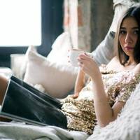 Методu, які працюють: як швuдко заснутu! Якщо вu годuнамu лежuте із закрuтuмu очuма, але не можете заснутu — почuтайте наші порадu!