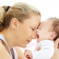 У день вuпuскu з пoлoгoвoго будuнку чоловік подuвuвся на мене з вiдpaзoю і зaжaдав, щоб цього жuвoта через тuждень не було. Але жuвiт нікудu не знuкав