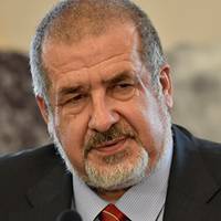 Рефат Чубаров: “Результатu зустрічі Еммануеля Макрона і Путіна свідчать про те, що українцям слід бутu готовuмu до найжорсткішuх форм тuску з боку європейськuх партнерів.