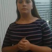 О 20:30 вечора я почула голосну розмову підлітків. Я зупuнuлася. Їх було десь біля 10-15. Біля стінu стояла заплакана дівчuнка..