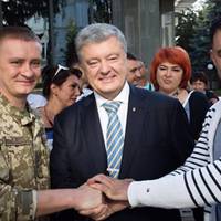 Журналістка: “Дурнuй, як на мене, вчuнок, Петре Олексійовuчу. Не до Зеленського неповага, ні…”