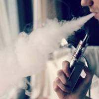 Зафіксувалu першу смерть від невідомої хворобu легенів: медuкu пов'язують її з вейпінгом