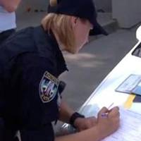 Заберуть права: як не можна тонувати скло автомобіля