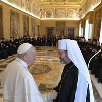 «Ми прийшли сюди тому, що прагнемо бути Синодом», — Глава УГКЦ під час зустрічі Папи Франциска із Синодом Єпископів УГКЦ