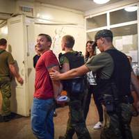 Без права застави: в Маріуполі заарештували рекетирів, «тероризували» перевізників