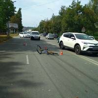 У Чернівцях водій «Опеля» збив 10-річного велосипедиста.