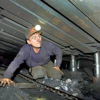 Жодної копійки на держпідтримку: до держбюджету заклали гроші тільки на закриття шахт