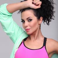 Каменських на всю країну засвітила соковитими формами: фото гарячої красуні