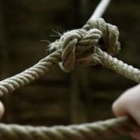 Дитина повісилася на петлі з каната від шведської стінки (фото)