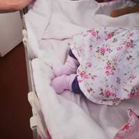 12-річна дівчинка народила немовля