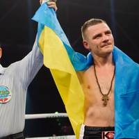 Пишаємось! Денис Берінчик перемагає мексиканця Патріціо Лопес Морену (ВІДЕО)