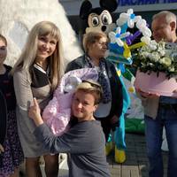 Чоловік влаштував дружині та малюку неймовірну виписку з пологового. ФОТО