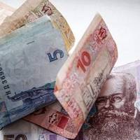 Плутанина: Кабмін спростував інформацію про призупинення виплат на лікарняні і вагітним