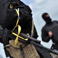 У ЛНР двоє військовослужбовців перерізали собі вени