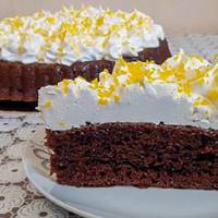 Шоколадний торт з зефірним кремом