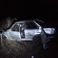 Нетверезий водій на BMW злетів у кювет: пасажири втекли з місця ДТП. ФОТО