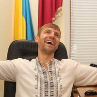 “Триповерхові хороми біля водоспаду”: Як живе козак Гаврилюк після депутатства. Українці шоk0вані!