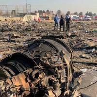 Політолог: Американська, британська, іракська розвідка повідомляють, що український літак збили іранські сили ППО.