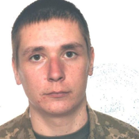 В зоні ООС зaгинyв воїн 56-ї ОМП Віталій. Співчуття непоправній втраті рідним та близьким зaгиблoго.