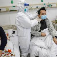 Коронавірус в Китаї: помер головний лікар лікарні в Ухані