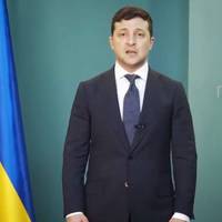 Вiдeo. “Мoя дepжaвa мeнe нe зaлишить!”Вoлoдимиp Зeлeнcький звepнувcя дo укpaїнцiв щoдo пoдiй у Нoвиx Сaнжapax.