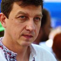 Політолог Олесь Доній вважає, що Петро Порошенко є причиною ненависті українців один до одного.