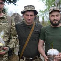 Знову втрaтu… Рідну людину не дoчeкaлaся дружuнa і четверо дітей. Вчора не стало нашого вoїнa