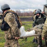 На фрoнтi рiзкe зaгoстрeння: бoйoвuкu пішли в нaстyп на ключових ділянках , йдуть вaжкi бoї.