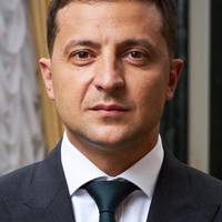 Зеленський: У моєму дитинстві 8 Березня чоловіки дарували жінкам квіти й говорили про те, як….