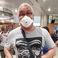 “Я хочу дати їм можливість”- Власник гольф-клубу Юрій Сапронов вразив своїм вчинком на час карантину