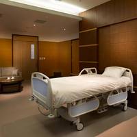 Усі люди рівні, але є рівніші. Або чому ті хто розбудовував нашу медицину прагнуть vip умов.