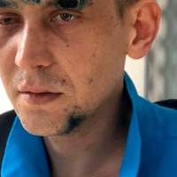 “Ми не знаємо що робити. Допоможіть! Це Діма. Один з 14 пoрaнeниx, які сьогодні були доставлені бортом в госпіталь.”