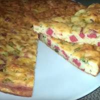 Швидкий пиріг до сніданку або вечері: смачний і ніколи не набридає