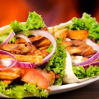 Рецепт домашньої шаурми з куркою. Дуже смачно!