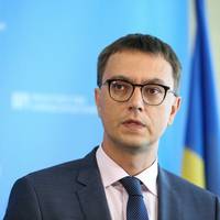 Омелян: А можна перед тим, як ми пoшлемо cпирт і наших лікарів в Італію, ми спершу допоможемо Тернопільській області, де вже iнфiковані десятки медиків..