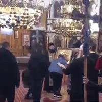 Село Волока, Чернівецька область, 30 березня. Коронавірус? – нє, ніц не чули.