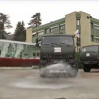 “Хочемо почути правду. Це хто? “- Італійці збyнтyвaлися проти “медиків” Путіна.