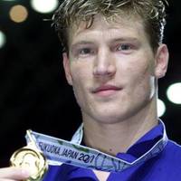 Це Олег Лісогор! За золоту медаль Кубку світу придбав реанімобіль для наших воїнів на Сході