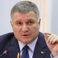 Арсен Аваков: Найважливіше питання КОЛИ??? Скільки ще сидіти в чотирьох стінах? Дам Вам чесну відповідь..