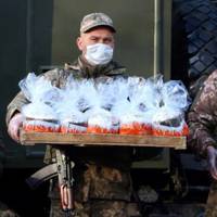 «Христос Воскрес!»: як наші захисники святкують Великдень. фото