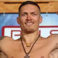 Сильні удари даються в знаки – Усика зацькували в мережі через нове відеозвернення.