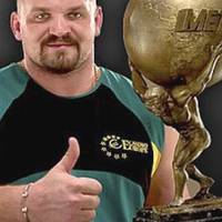 Сьогодні в найсильнішої людини на планеті Василя Вірастюка, день народження. Привітаймо нашого стронгмена та просто хорошу людину зі святом!